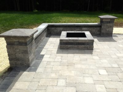 concrete-paver-patios-unilock-brussels-block-sandstone-limestone-border-1