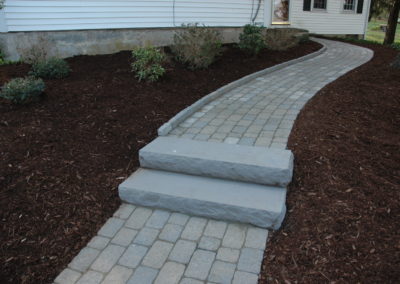 concrete-paver-walkway-stairs